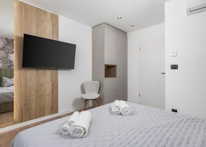 Casa Fani بيت للعطل Poljane